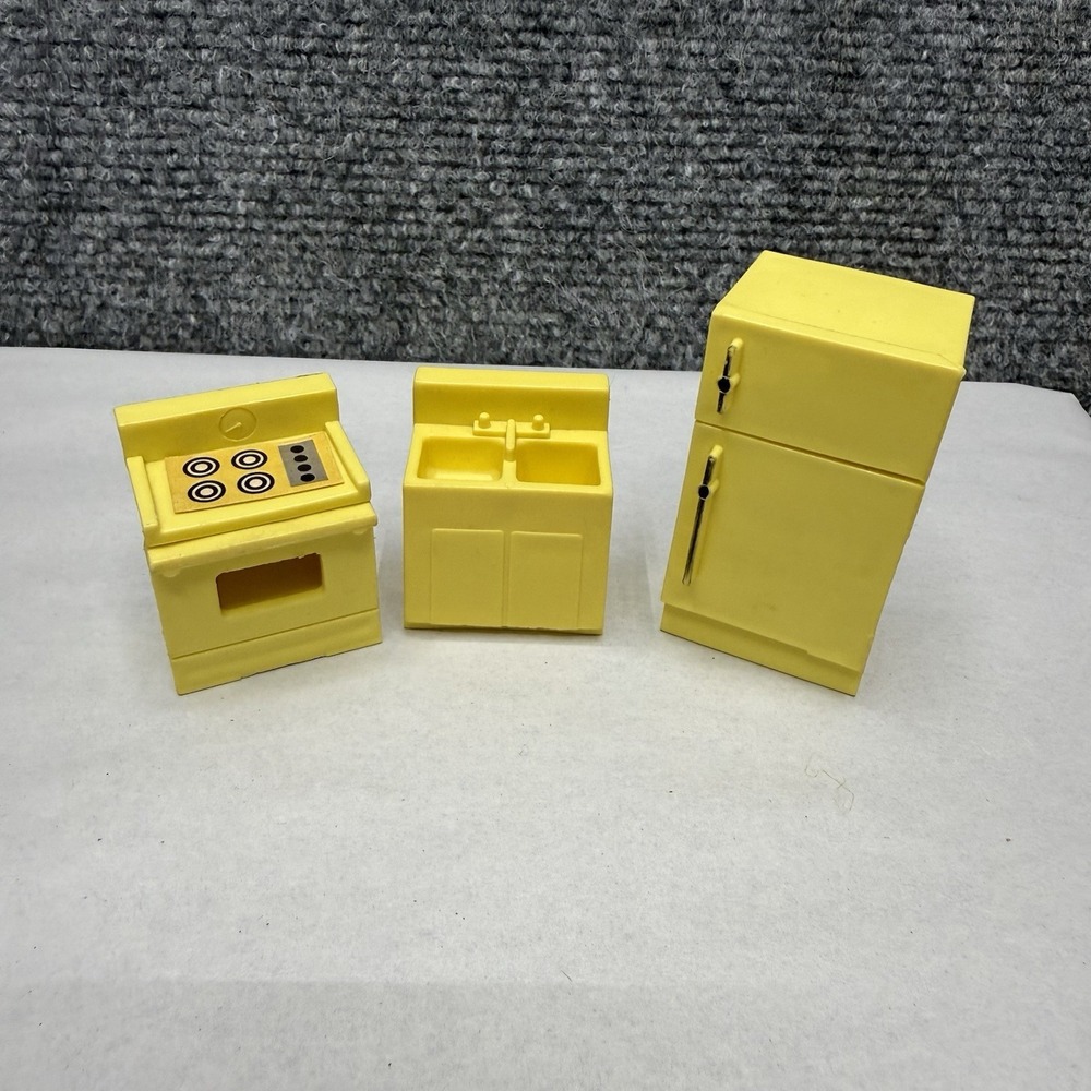 Vintage Fisher Price dollhouse miniature furniture kitchen fridge sing stove lot - Picture 10 of 10